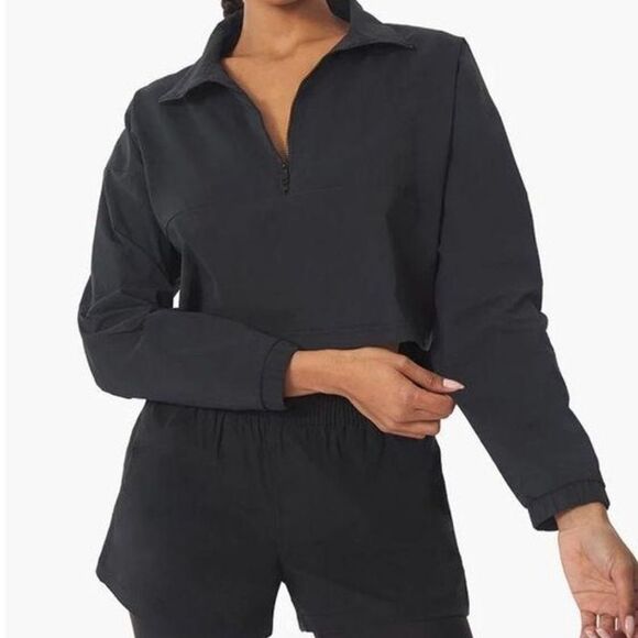 WeWoreWhat​ Cropped Quarter Zip Pullover Solid Black Sporty Size Small NWT - Picture 3 of 7